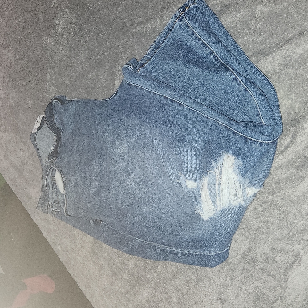 Plus size boyfriend distressed jeans